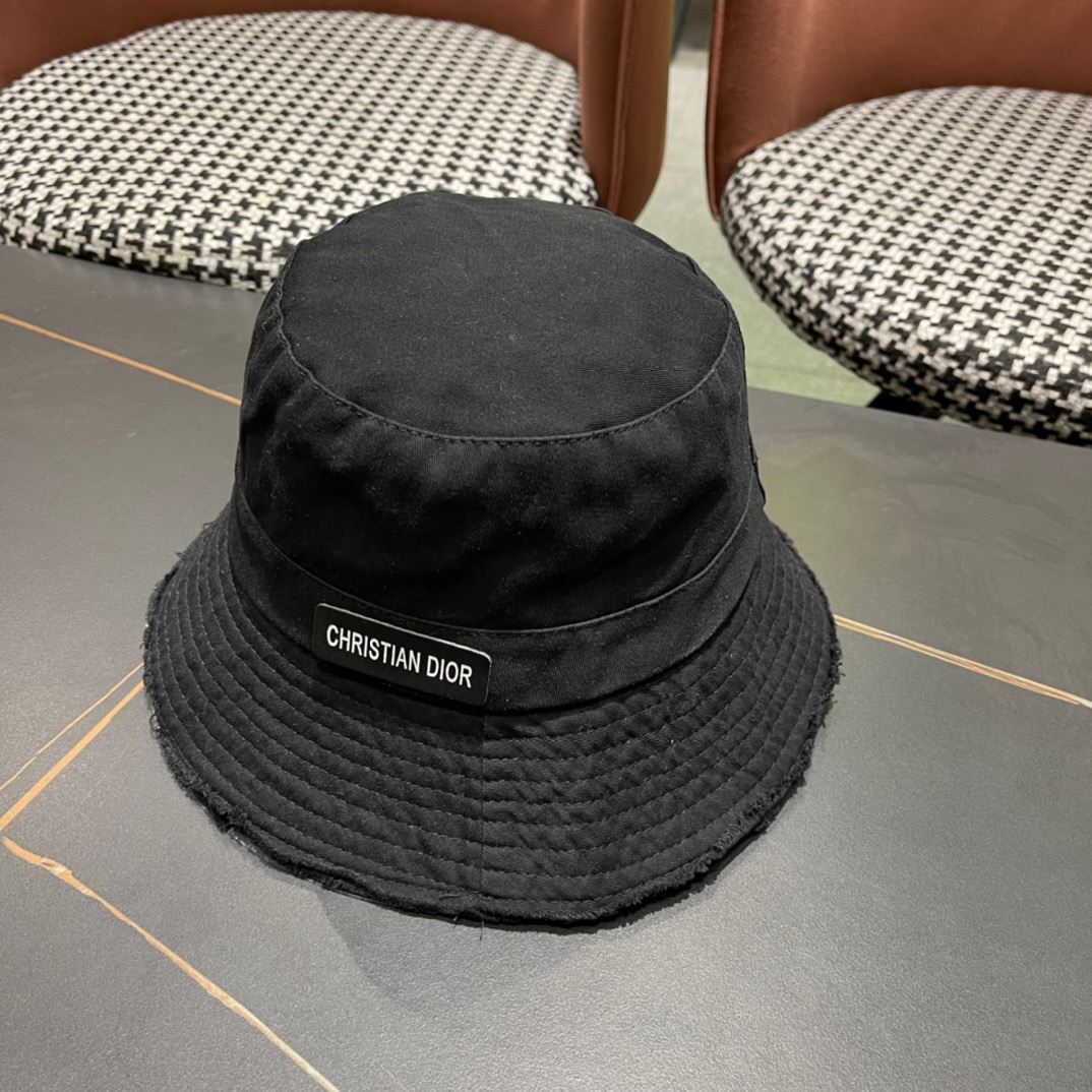 Christian Dior Caps